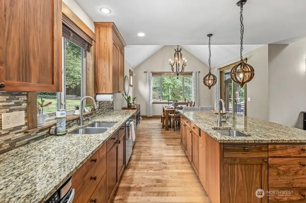4220 121st Drive NE Lake Stevens WA 98258