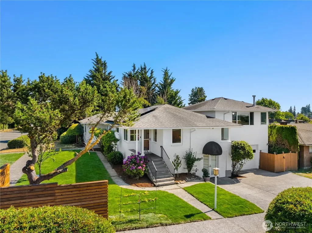 8505 21st Avenue NW Seattle WA 98117