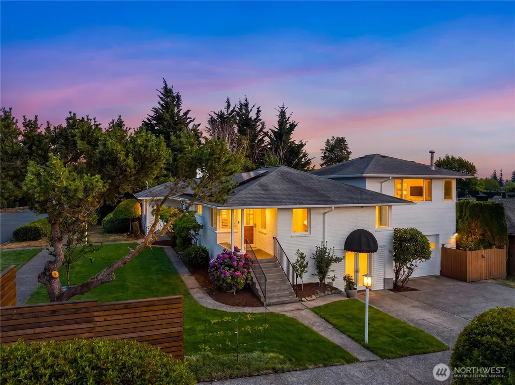 8505 21st Avenue NW Seattle WA 98117