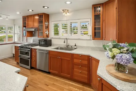8505 21st Avenue NW Seattle WA 98117
