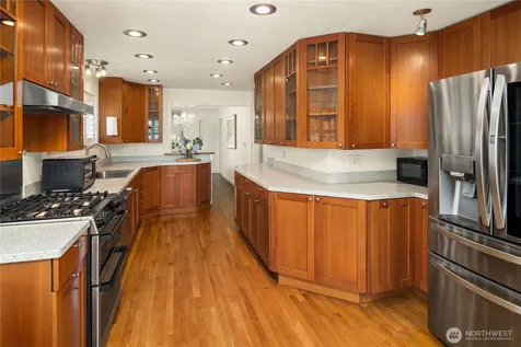 8505 21st Avenue NW Seattle WA 98117