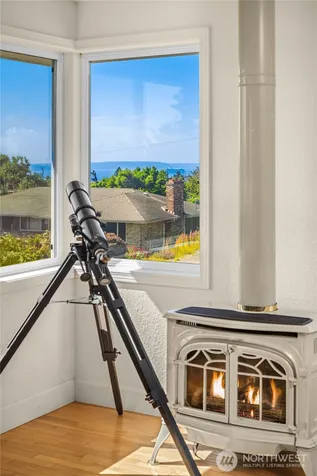 8505 21st Avenue NW Seattle WA 98117
