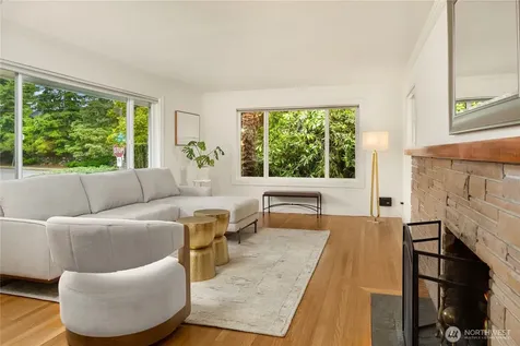 8505 21st Avenue NW Seattle WA 98117