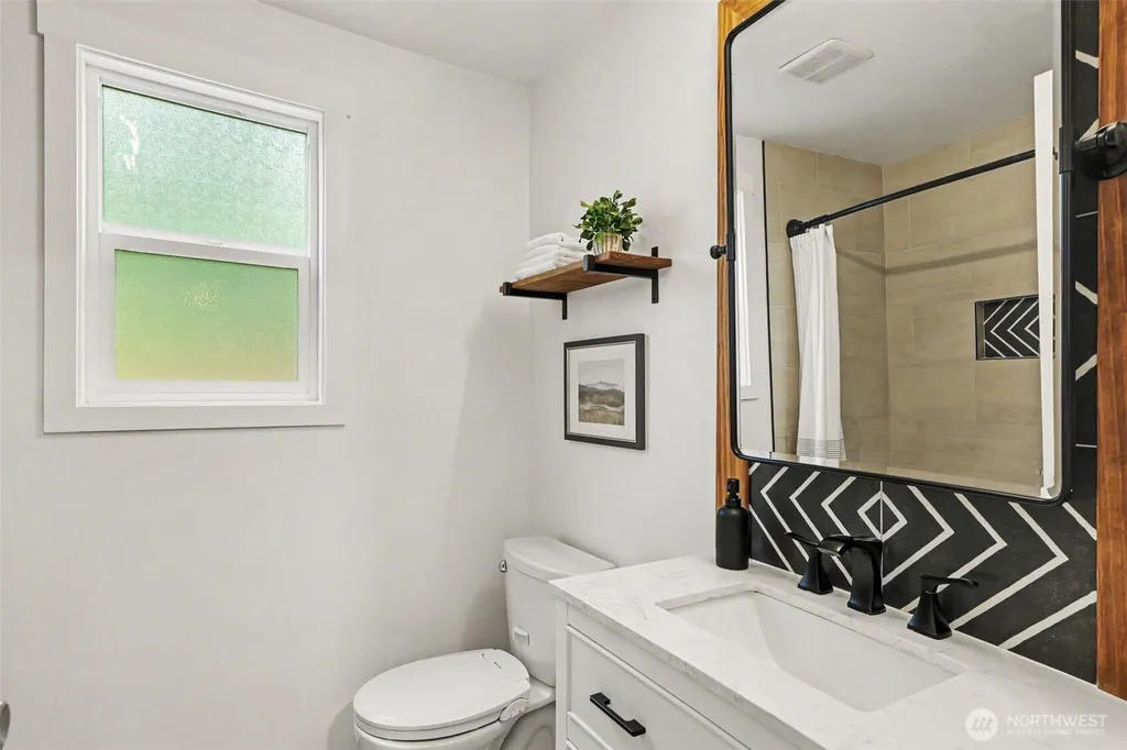 104 Bremerton Place NE Renton WA 98059