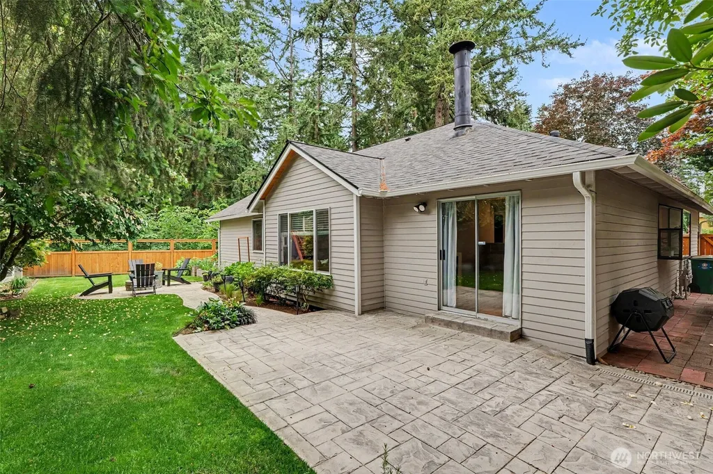104 Bremerton Place NE Renton WA 98059