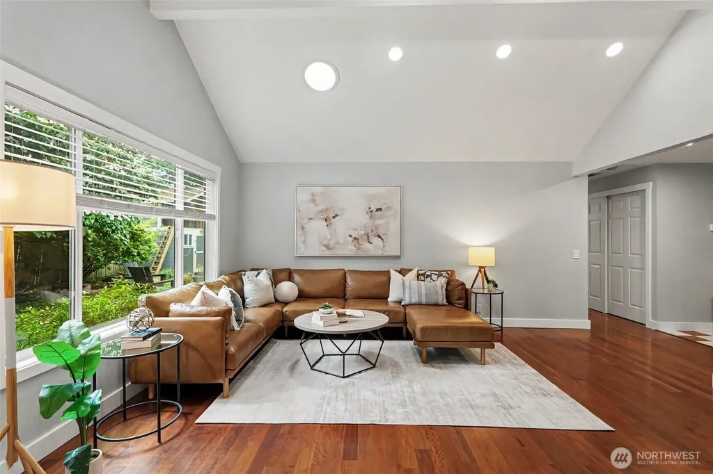 104 Bremerton Place NE Renton WA 98059