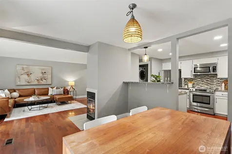 104 Bremerton Place NE Renton WA 98059