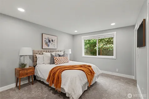 104 Bremerton Place NE Renton WA 98059