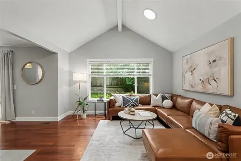 104 Bremerton Place NE Renton WA 98059