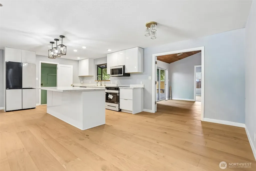 16220 Ambaum Boulevard S Burien WA 98148