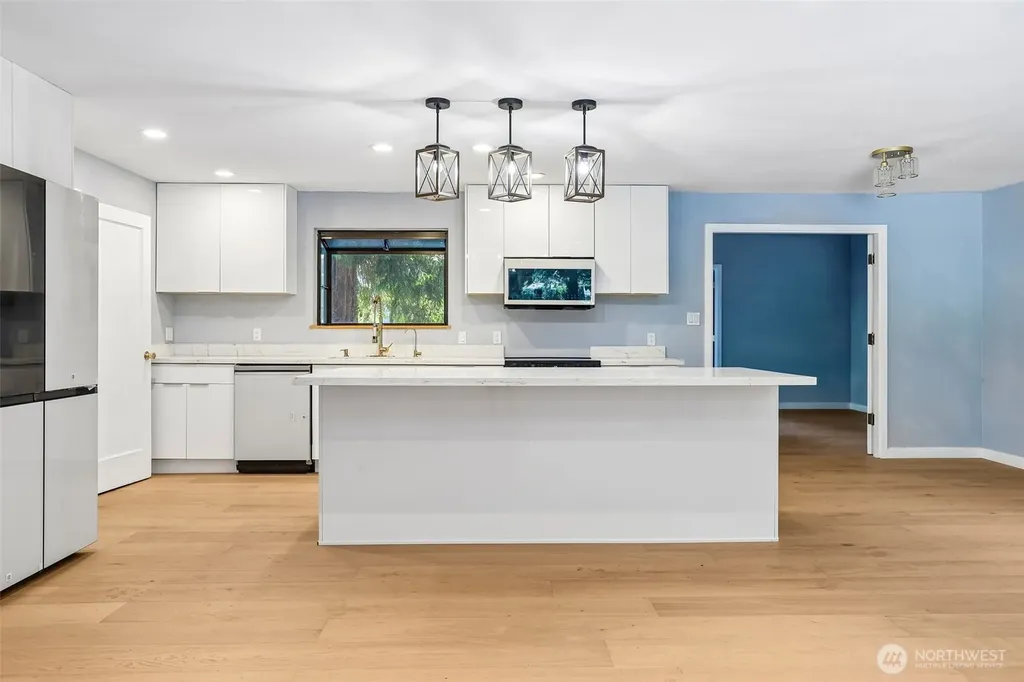 16220 Ambaum Boulevard S Burien WA 98148