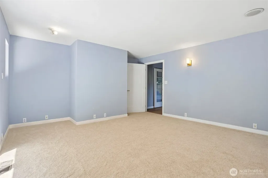 16220 Ambaum Boulevard S Burien WA 98148