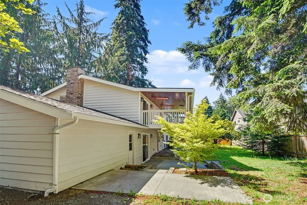 19414 1st Avenue SE Bothell WA 98012
