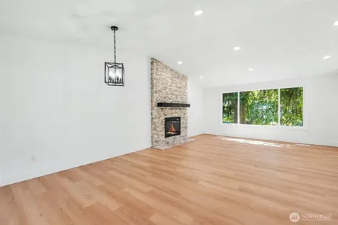 19414 1st Avenue SE Bothell WA 98012
