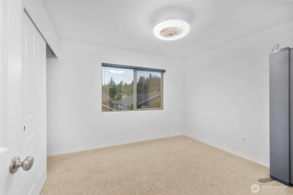 1658 NE Cascara Court Poulsbo WA 98370