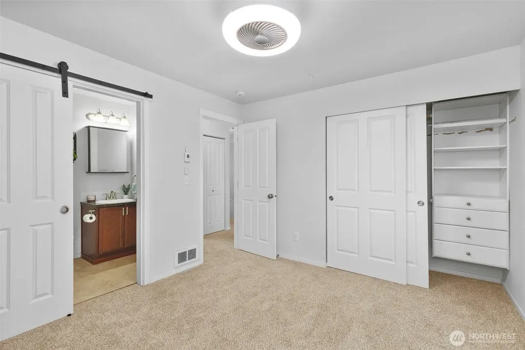 1658 NE Cascara Court Poulsbo WA 98370