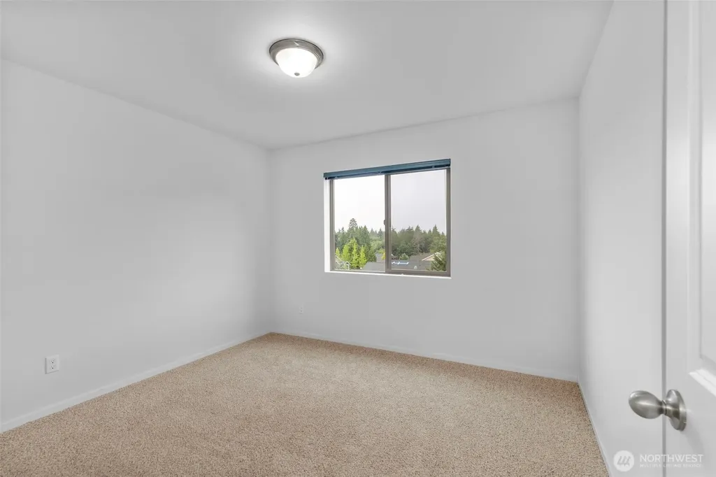 1658 NE Cascara Court Poulsbo WA 98370