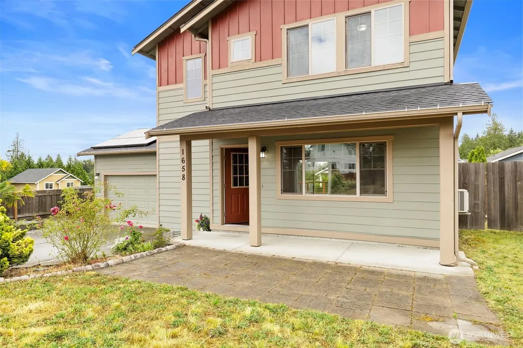 1658 NE Cascara Court Poulsbo WA 98370