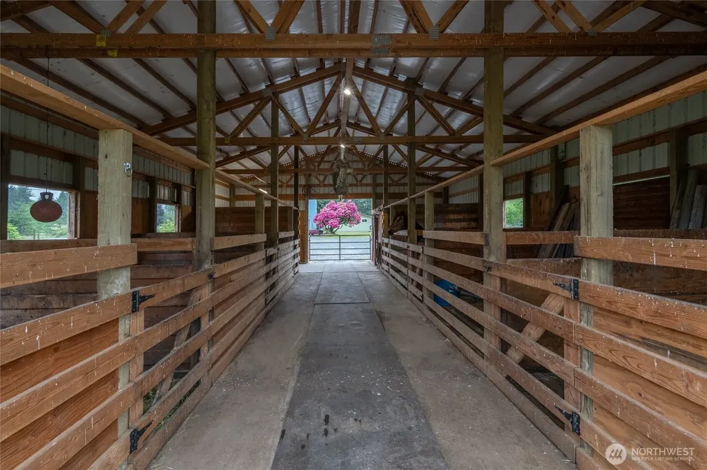 8370 Lusk Road Concrete WA 98237