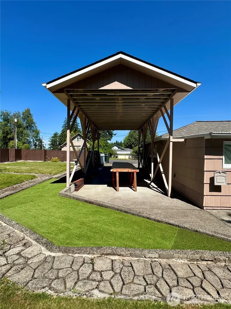 102 Laurel Place Longview WA 98632