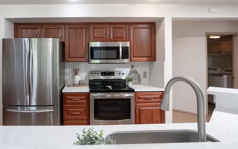 176 Eagle Ridge Drive E Puyallup WA 98374