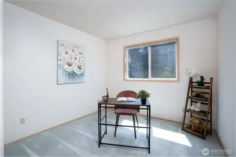 176 Eagle Ridge Drive E Puyallup WA 98374