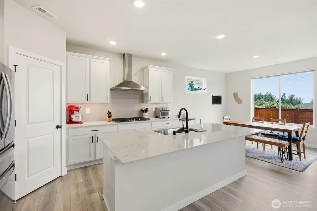 5148 81st Avenue NE Marysville WA 98270