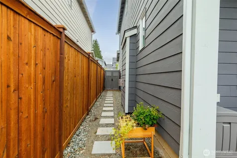 5148 81st Avenue NE Marysville WA 98270
