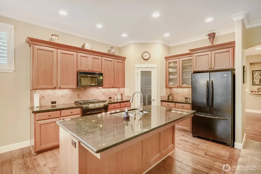 1001 S 38th Court Renton WA 98055