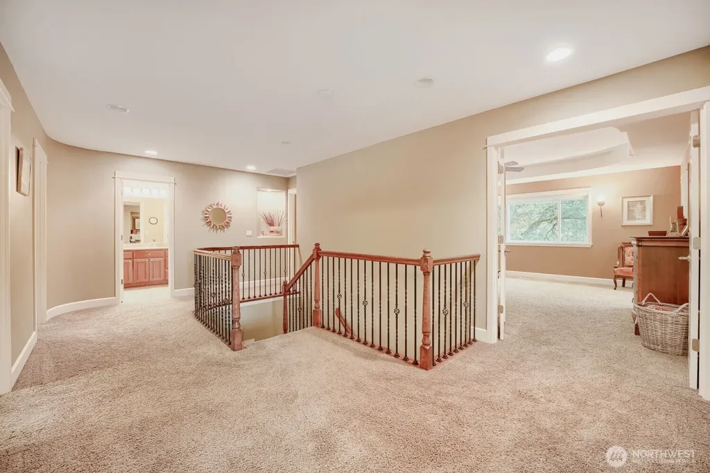 1001 S 38th Court Renton WA 98055