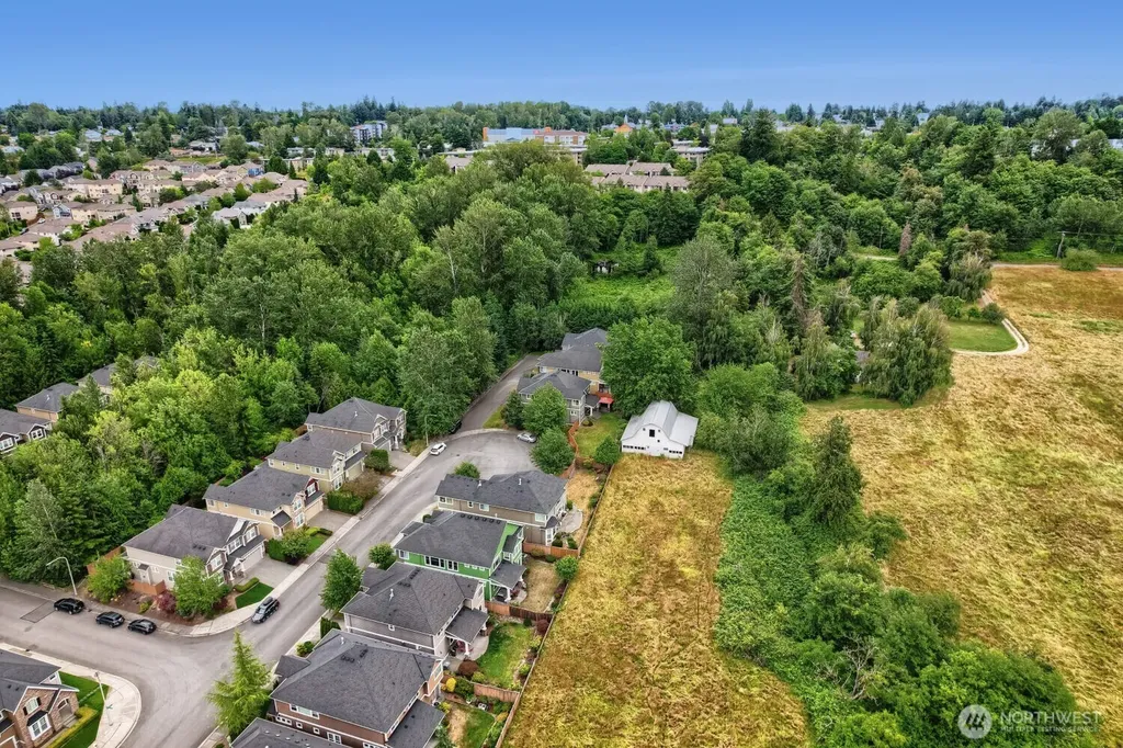 1001 S 38th Court Renton WA 98055
