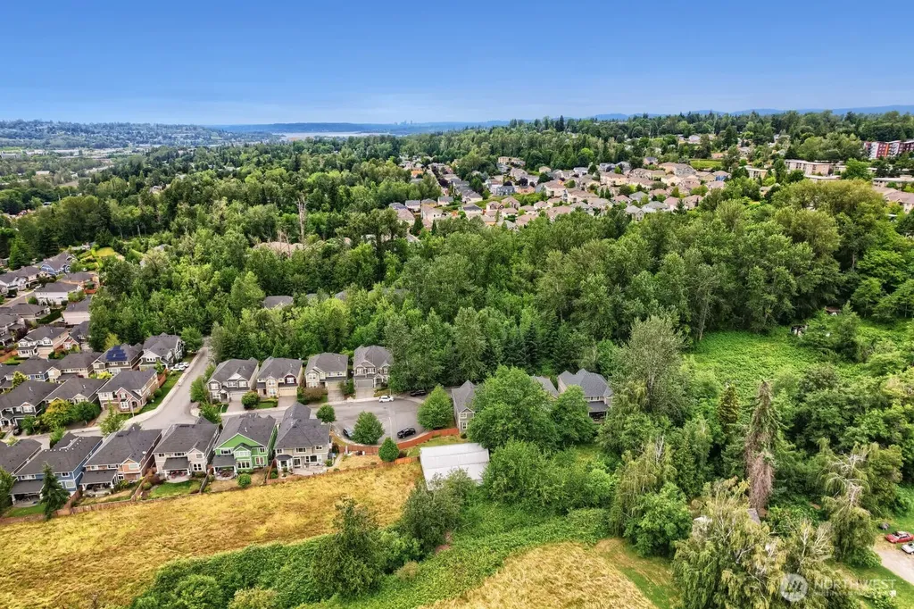 1001 S 38th Court Renton WA 98055