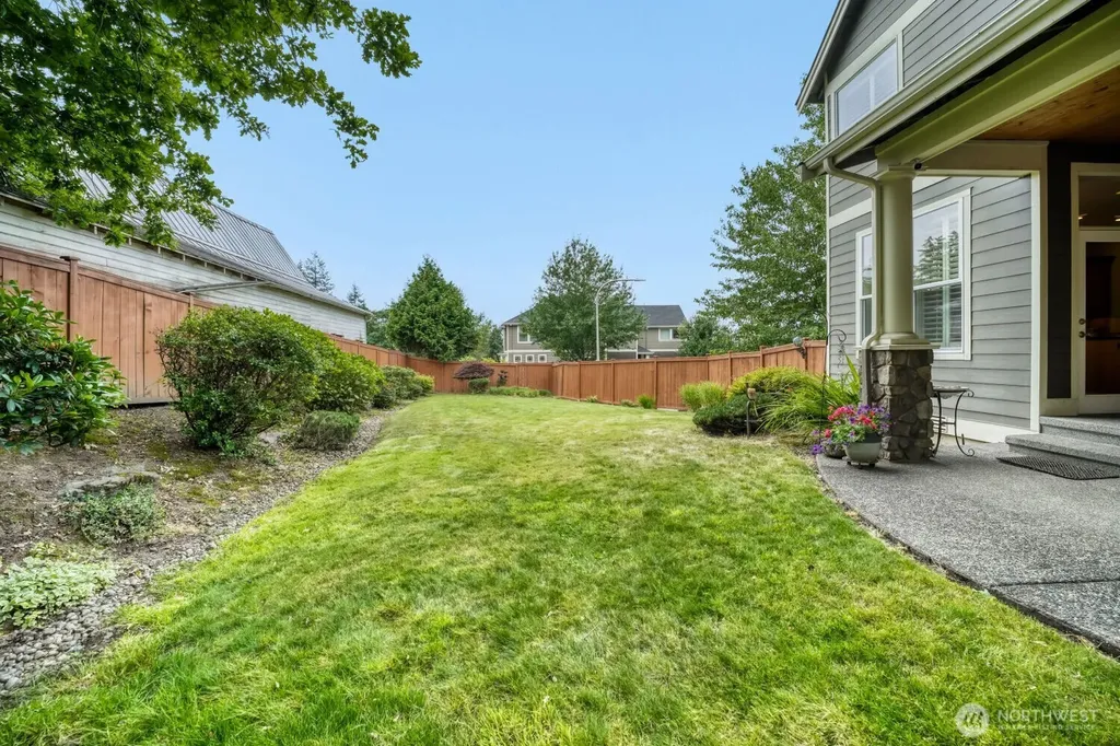 1001 S 38th Court Renton WA 98055