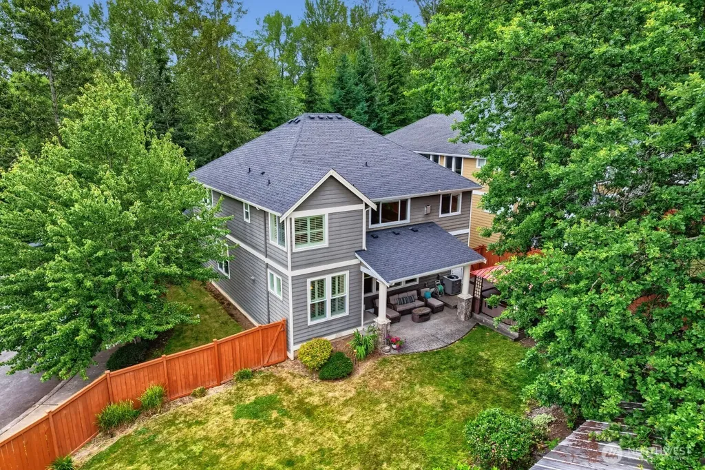 1001 S 38th Court Renton WA 98055