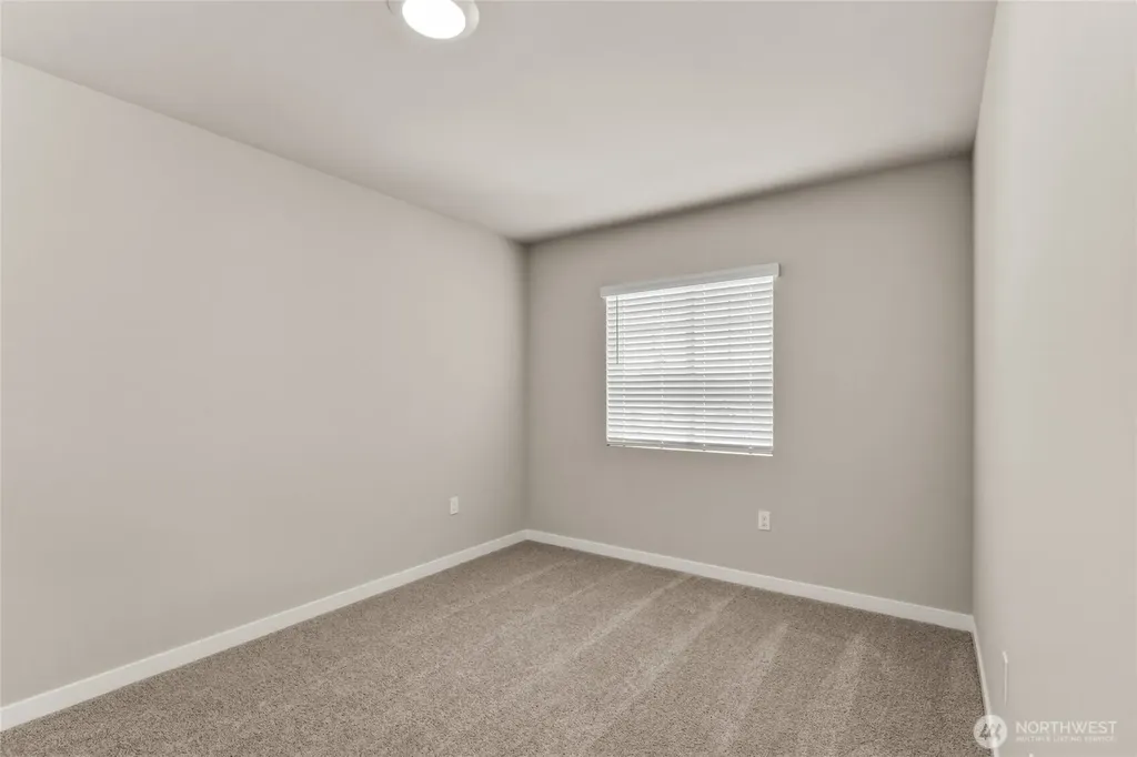 1121 138th Place SW Lynnwood WA 98087