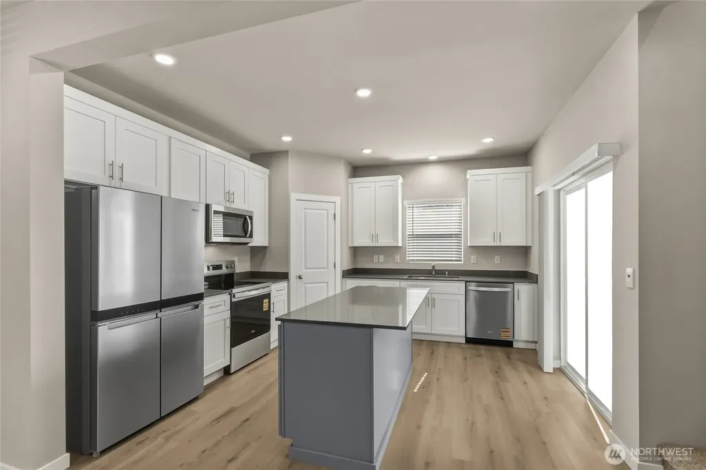 1121 138th Place SW Lynnwood WA 98087
