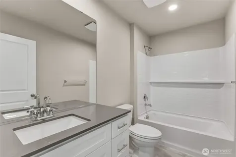 1121 138th Place SW Lynnwood WA 98087