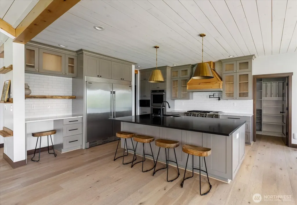 3807 Taylor Road Oak Harbor WA 98277