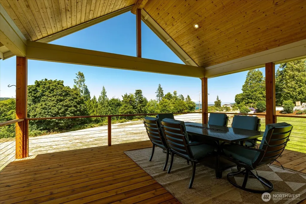 3807 Taylor Road Oak Harbor WA 98277