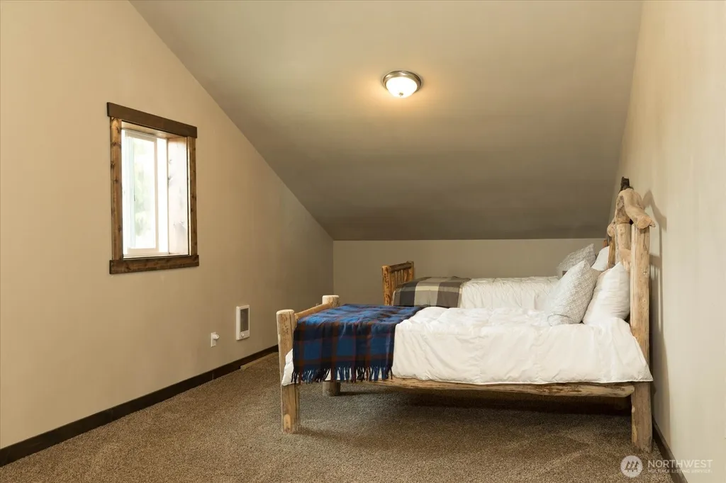 3807 Taylor Road Oak Harbor WA 98277