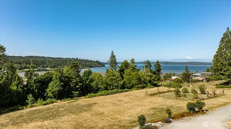 3807 Taylor Road Oak Harbor WA 98277