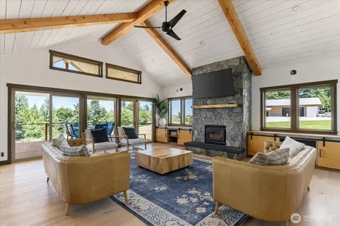 3807 Taylor Road Oak Harbor WA 98277