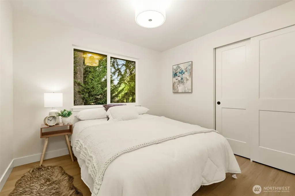 12544 25th Avenue NE Seattle WA 98125