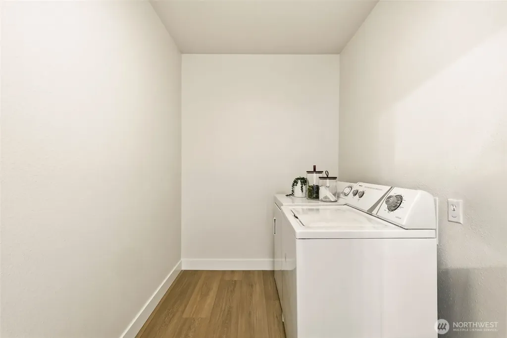 12544 25th Avenue NE Seattle WA 98125