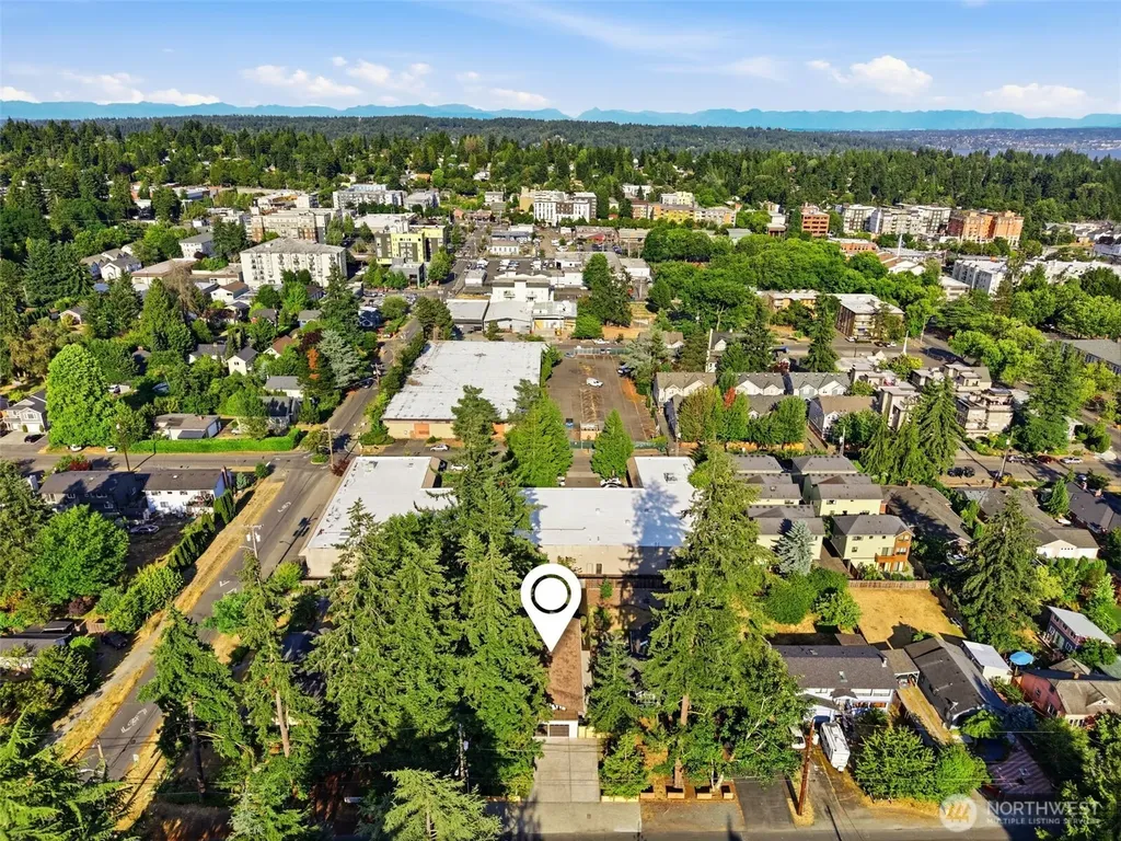 12544 25th Avenue NE Seattle WA 98125