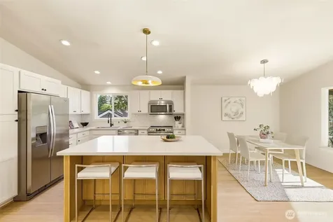 12544 25th Avenue NE Seattle WA 98125