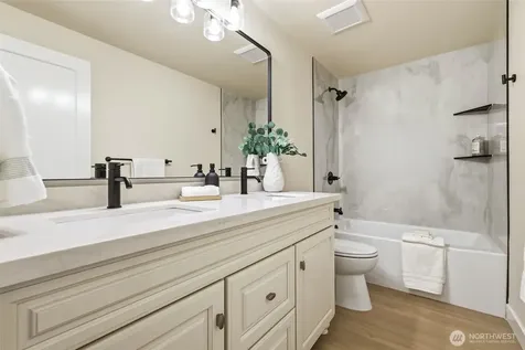 12544 25th Avenue NE Seattle WA 98125