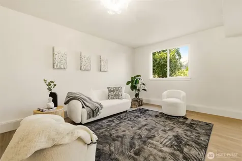 12544 25th Avenue NE Seattle WA 98125