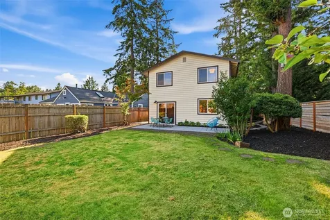 12544 25th Avenue NE Seattle WA 98125