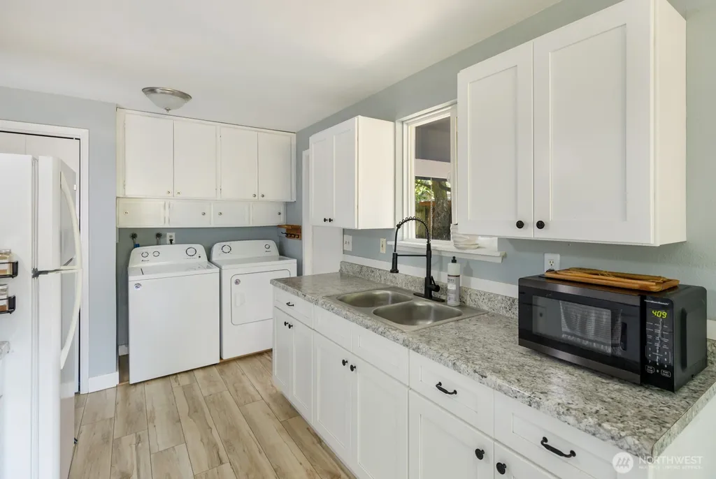 20 Spring Place Shelton WA 98584